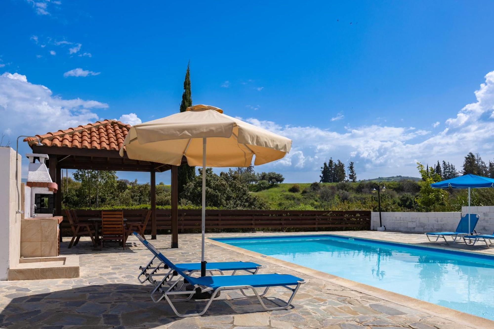 Villa Ira Finiki ลาตซี ภายนอก รูปภาพ