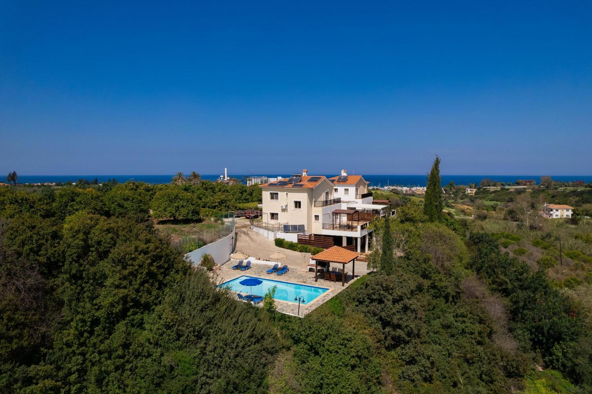 Villa Ira Finiki ลาตซี ภายนอก รูปภาพ